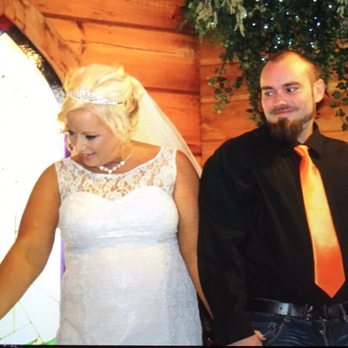 Wedding Bell Chapel - Wedding Chapels Near Me - Pigeon Forge, Tennessee