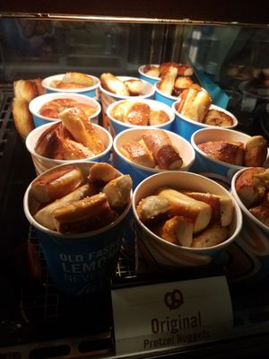 Auntie Anne's by null