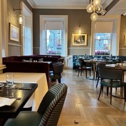 Gaslight Brasserie