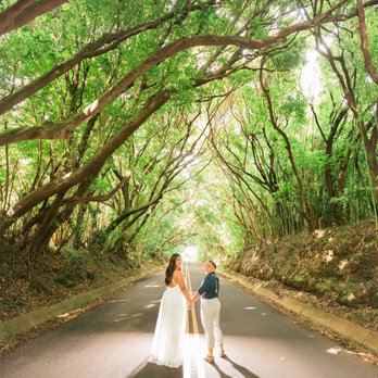 Hawaii Wedding Media - engagement shoot - Videographers Near Me - Honolulu, Hawaii