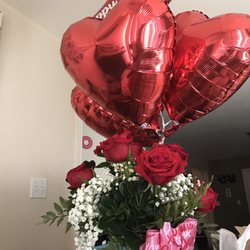 Affordable Florals - I got these on Monday 2-13-17 and today is Sunday 2-19-17 and they still look and smell amazing!!
