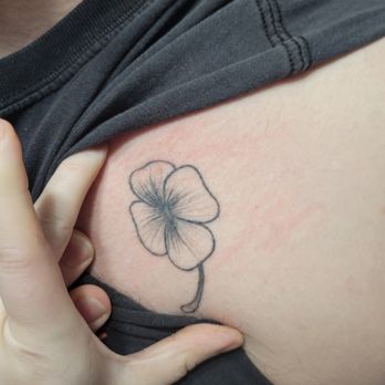 Heavy Hearts Tattoo - Tattoo Near Me - Houston, Texas Heavy Hearts Tattoo - Tattoo Near Me - Houston, Texas