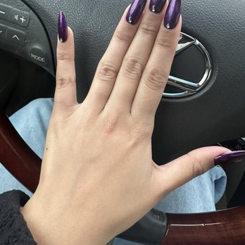 Diva's Nails - Nail Salons Near Me - Burbank, California