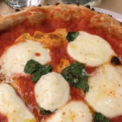 Seggio 148 - Seggio 148= connubio di professionalità, amore per la cucina e raffinatezza.
