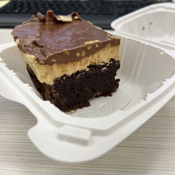 Max & Lucy's - Is it a pie? Brownie? Bar? Whatever it is. It is delicious! - New American Near Me - Honolulu, Hawaii