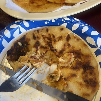 Antojitos La Mexicana - Food Trucks Near Me - Annapolis, Maryland