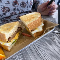 Dominic's Diner - Breakfast Sandwich