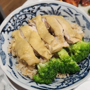 Bear Bear Cafe - Singapore-style Hainanese chicken rice - Hong Kong Style Cafe Near Me - Markham, Ontario Bear Bear Cafe - Singapore-style Hainanese chicken rice - Hong Kong Style Cafe Near Me - Markham, Ontario