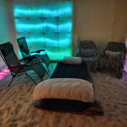 Oasis of Healing Spa With Salt Rooms - Sleepovers are very healing. Includes a healing soundbath at night and another relaxing healing session in the am