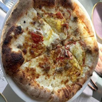 Sixty Vines - Breakfast pizza - Wine Bars Near Me - Winter Park, Florida Sixty Vines - Breakfast pizza - Wine Bars Near Me - Winter Park, Florida