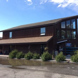 Geyser Whitewater Expeditions - Building