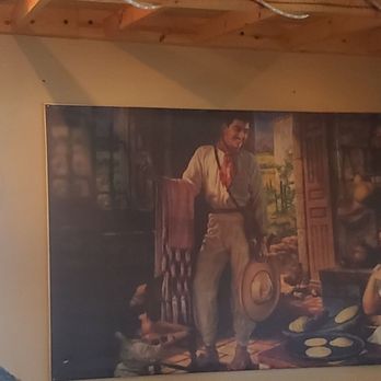 El Palmar Mexican Restaurant - Pictures on wall - Mexican Near Me - Carmichael, California El Palmar Mexican Restaurant - Pictures on wall - Mexican Near Me - Carmichael, California
