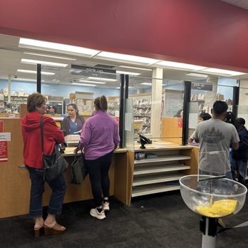 CVS Pharmacy - Busy - Drugstores Near Me - Van Nuys, California