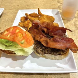 Pier House - Build Your Own Burger + Bacon