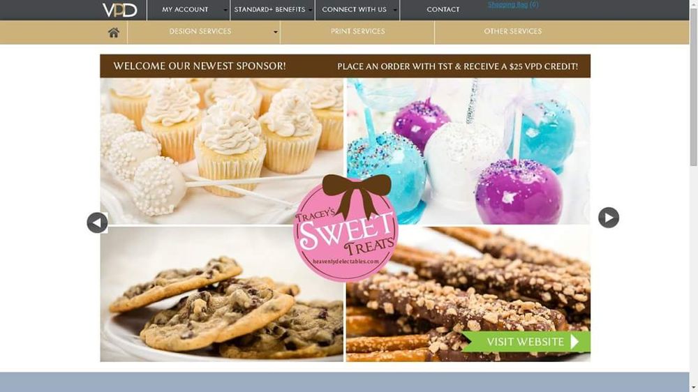 Tracey's Sweet Treats Logo