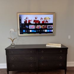 Tech Yeah Smart Solutions - When Art and TV meet.