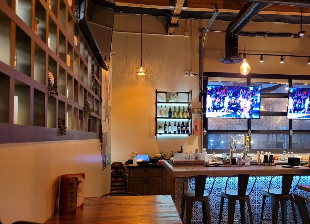 Papi's Mex Grill