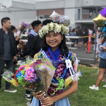 Island Leis & Bouquets - Haku lei (headpiece) with white carnations and baby's breath - so beautiful! - Florists Near Me - Carson, California
