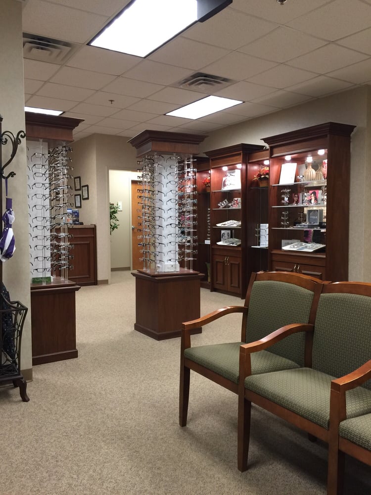 DOUGLASVILLE EYE CLINIC 6001 Professional Pkwy, Douglasville,