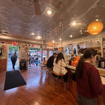 Molly's Cupcakes - Bakeries Near Me - New York, New York Molly's Cupcakes - Bakeries Near Me - New York, New York