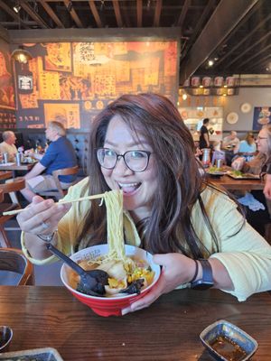 Ichiro Sushi & Ramen by null