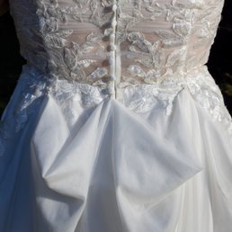 Bustle for semi-long dress Bustle for semi-long dress