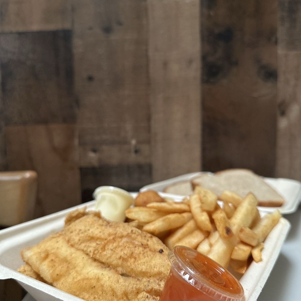 Orange Roughy & Fries Orange Roughy & Fries