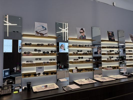 Cohen's Fashion Optical