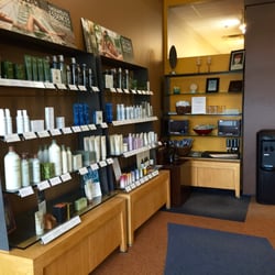 Light Salon & Spa