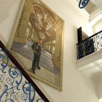 Queen's House - courtesy http://www.nmm.ac.uk/about/history/queens-house/ - Landmarks & Historical Buildings Near Me - London, XGL