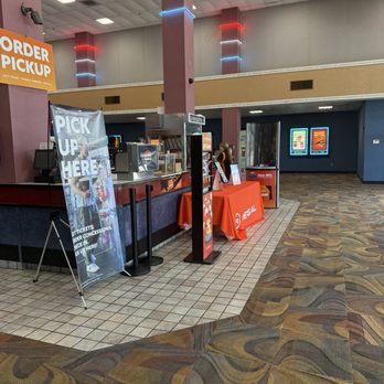 Regal Swamp Fox - Front lobby - Cinema Near Me - Florence, South Carolina Regal Swamp Fox - Front lobby - Cinema Near Me - Florence, South Carolina