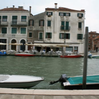 Trattoria Pizzeria - Italian Near Me - Venezia, VE Trattoria Pizzeria - Italian Near Me - Venezia, VE