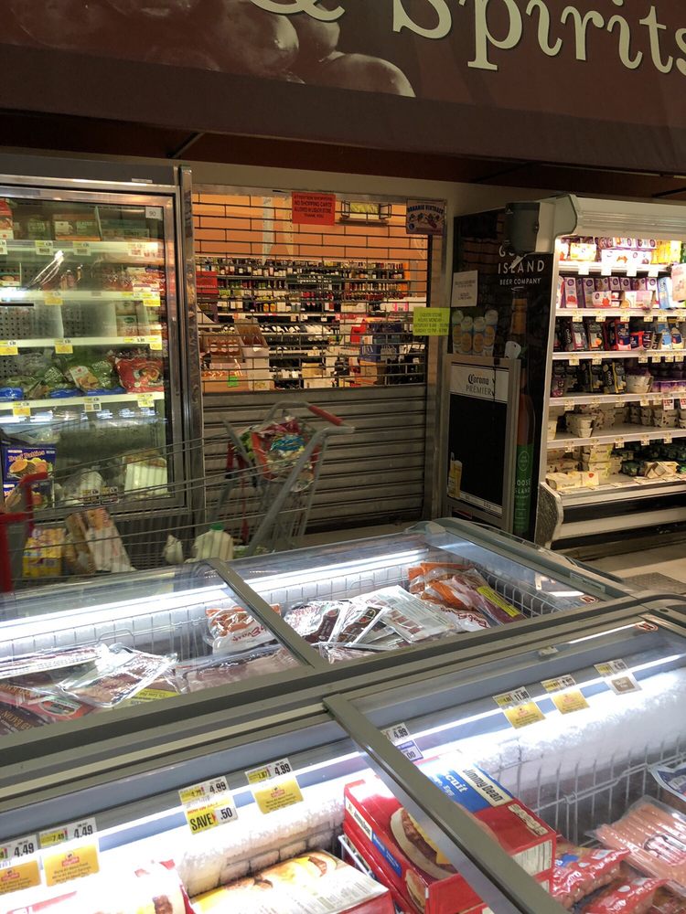 SHOPRITE LIQUORS 400 Marin Blvd, Jersey City, New Jersey Beer