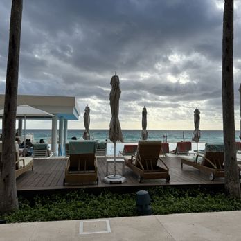 Iberostar Selection Coral Cancún - Adults only pool - Resorts Near Me - Cancún, ROO Iberostar Selection Coral Cancún - Adults only pool - Resorts Near Me - Cancún, ROO