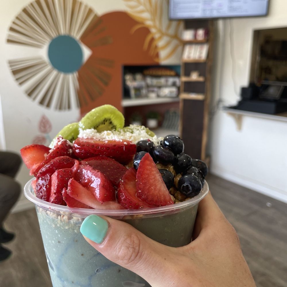 Vibras Juice Bar - Hawaii Blue Açaí bowl - Coffee & Tea Near Me - Lone Pine, California Vibras Juice Bar - Hawaii Blue Açaí bowl - Coffee & Tea Near Me - Lone Pine, California