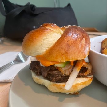 The Osney Cafe & Social - bulgogi beef sandwich - Cafes Near Me - Halifax, Nova Scotia