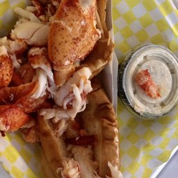 Large Connecticut Roll Large Connecticut Roll