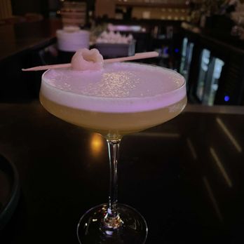 XOXO SUSHI BAR - Updated May 2025 - 150 Photos & 71 Reviews - 1154 ...