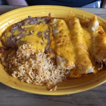 Cafe Sabor - Combo with Sweet Pork Enchilada, Tamale, and Chicken Enchilada - Mexican Near Me - Layton, Utah Cafe Sabor - Combo with Sweet Pork Enchilada, Tamale, and Chicken Enchilada - Mexican Near Me - Layton, Utah