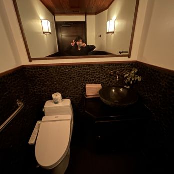 Hi-Collar - bathroom + toilet with bidet!!!!! - Japanese Near Me - New York, New York Hi-Collar - bathroom + toilet with bidet!!!!! - Japanese Near Me - New York, New York