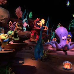 Under The Sea - Journey Of The Little Mermaid - Under the sea, on ride