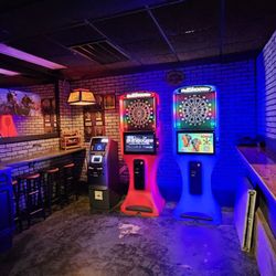Gary's Grove Lounge - Games!!!!
