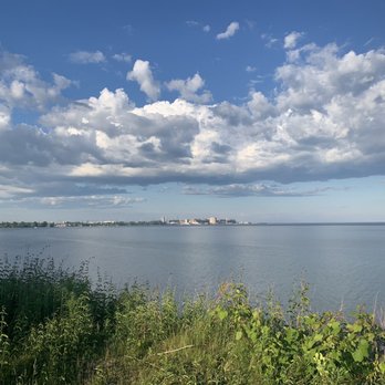 Petticoat Creek Conservation Area - Overlooking Lake Ontario - Parks Near Me - Pickering, Ontario Petticoat Creek Conservation Area - Overlooking Lake Ontario - Parks Near Me - Pickering, Ontario