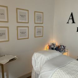 Aylin’s Esthetics - Love the vibe!