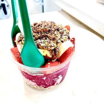 Lazy Bird - My favorite lazy bowl nice and tasty and clean inside of the shop!!!! - Acai Bowls Near Me - Anaheim, California Lazy Bird - My favorite lazy bowl nice and tasty and clean inside of the shop!!!! - Acai Bowls Near Me - Anaheim, California