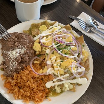 Broken Yolk Cafe - Chilaquiles "Yum" - Breakfast & Brunch Near Me - Del Mar, California Broken Yolk Cafe - Chilaquiles "Yum" - Breakfast & Brunch Near Me - Del Mar, California