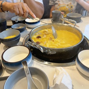 Miss Flower Hotpot - Chinese Near Me - Edison, New Jersey