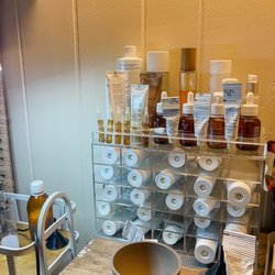 Cityspa Day spa - YonKa skin care products