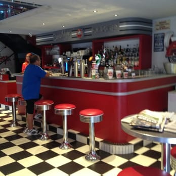 Brooklyn Pub & Diner - Diners Near Me - Villefranche-sur-Saone, 69 Brooklyn Pub & Diner - Diners Near Me - Villefranche-sur-Saone, 69