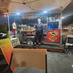 Tacos El Mano - This is lupe happy to serve you